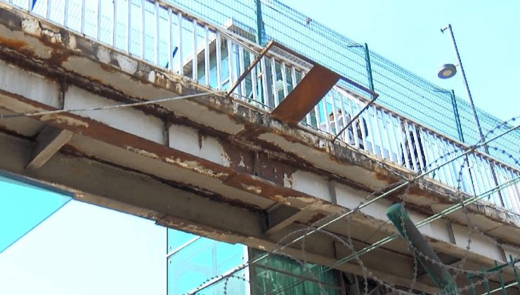 İstanbulluları Ürküten Durum: Bayrampaşa’da Korku Üst Geçidi!