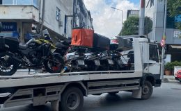 Motosikletçilerden ‘Çekici Ücreti’ Tepkisi: ‘Her Motosiklet İçin Ayrı Ücret Alınıyor’