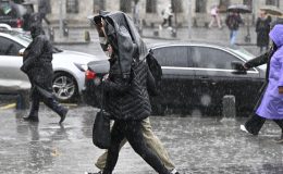 Batıda Termometreler 40 Dereceyi Görürken Meteorolojiden Flaş Yağış Uyarısı Geldi