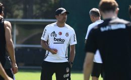 Bronckhorst’tan Transfer Açıklaması Geldi