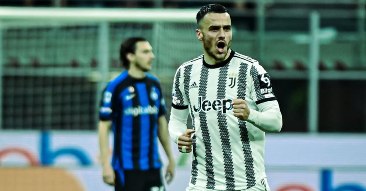 Son dakika haberi Fenerbahçe’nin yeni transferi Filip Kostic, İstanbul’a geldi!