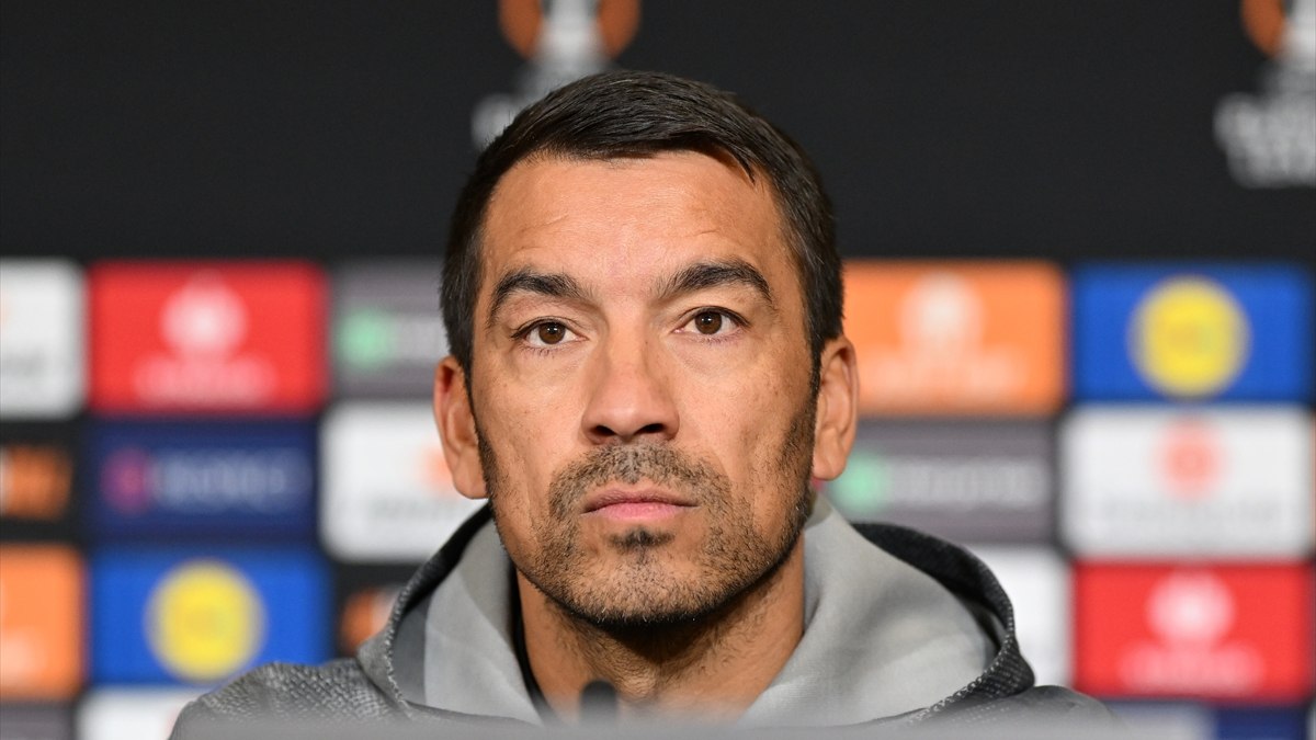 Giovanni van Bronckhorst: Ersin’in durumu pozitif ilerliyor